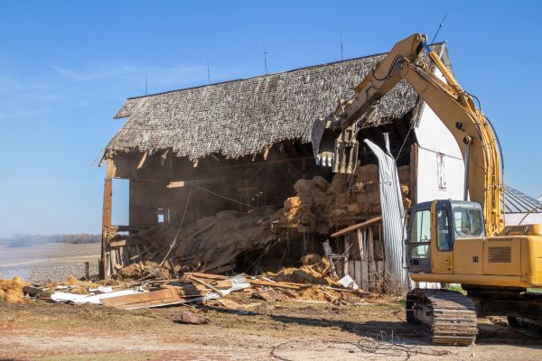Barn Demolition in Jefferson City