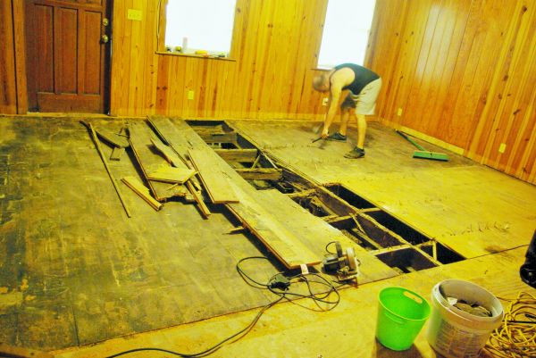 Subfloor Demolition in Jefferson City